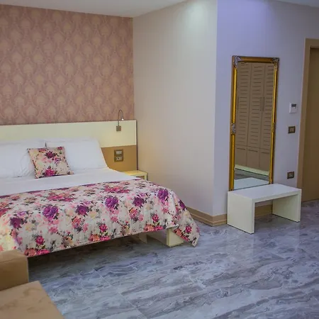 Koral 4* Durrës